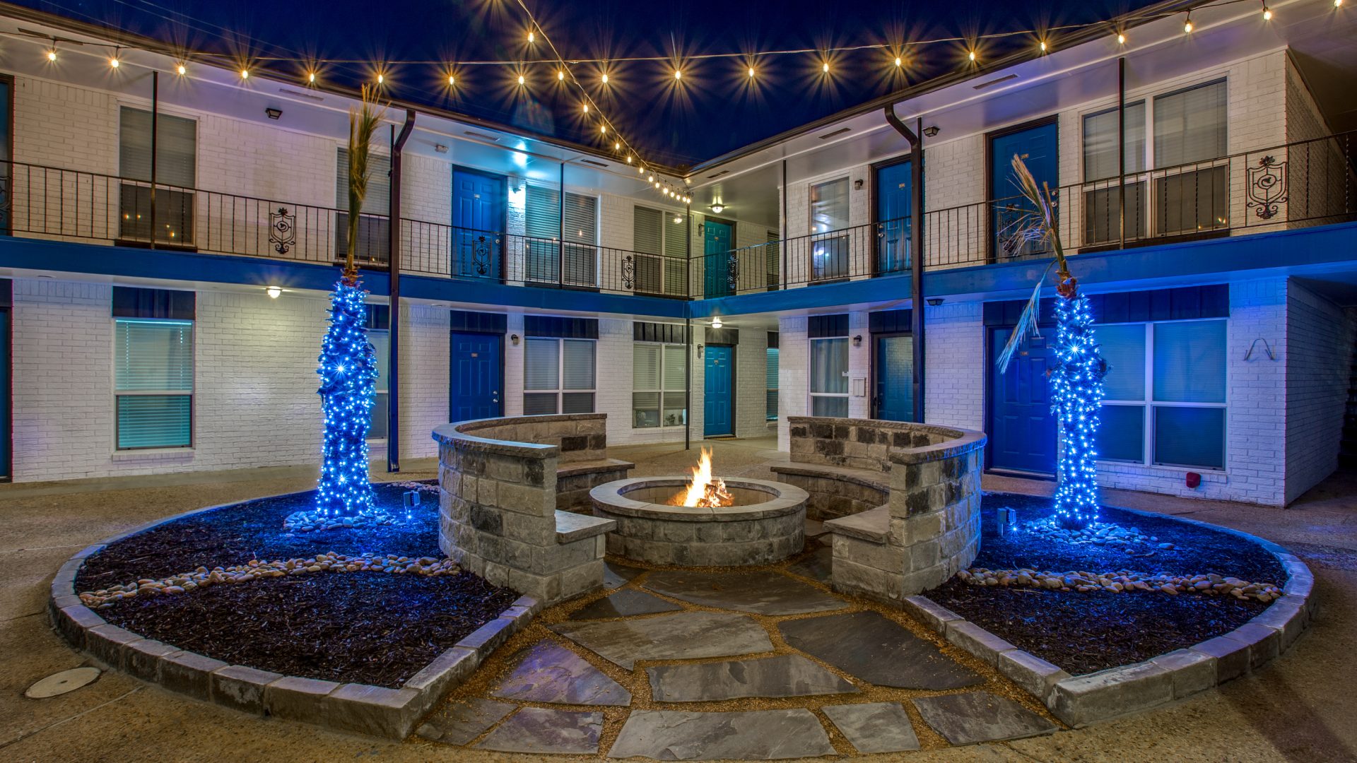 Vintage Pads Fire Pit