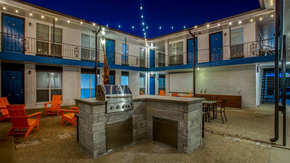 Vintage Pads Grilling Station